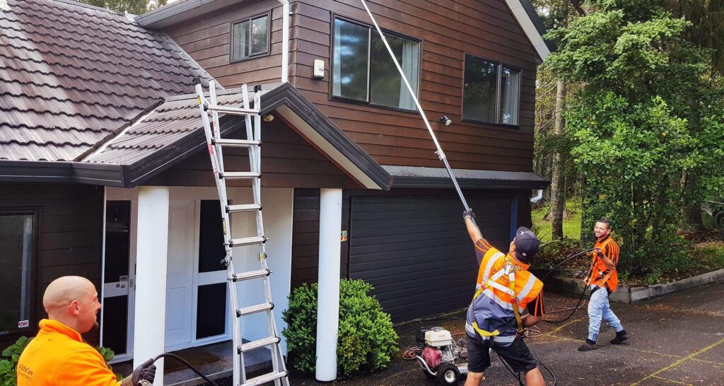 exterior house cleaning services